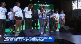 UCAN Chicago program: Nearly 200 youth pledge to be ambassadors for peace at Fellowship Missionary Baptist Church on South Side