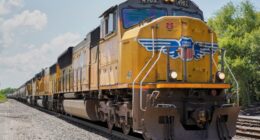Union Pacific, Norfolk Southern discuss merger to create transcontinental railroad, AP source says