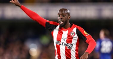 Yoane Wissa pushing to leave Brentford for Premier League rivals in record deal