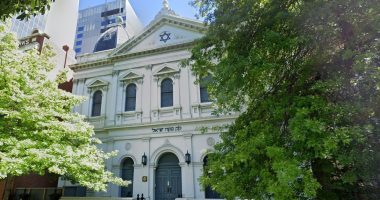 'Deplorable crimes': Jewish leaders decry arson attack, protest in Melbourne