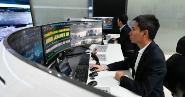 A slowing economy meets a fast future