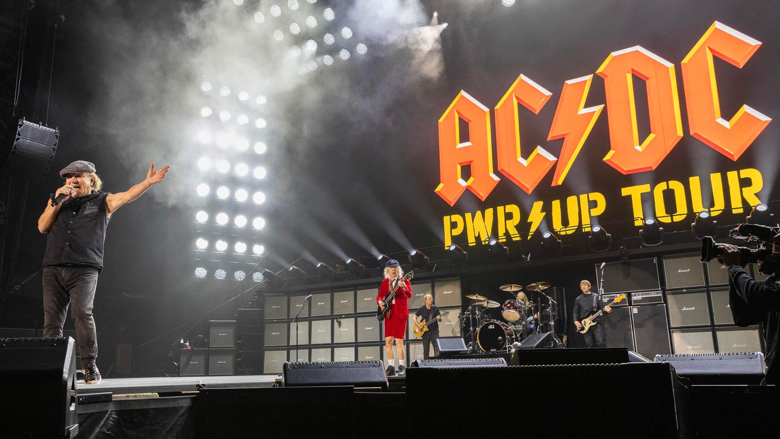 AC/DC Electrify Audiences with Continuing 'Power Up' Tour ...
