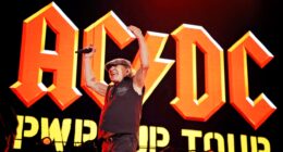 AC/DC’s Smash Returns To Its All-Time Peak Globally