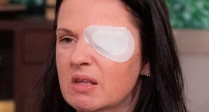 Beauty therapists must NOT give Botox, say experts - after illegal jabs leave 38 fighting for life and watchdog is accused of failing to act
