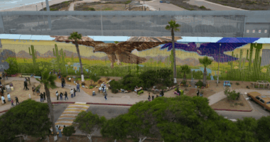 Border wall mural a 'silent protest' against US immigration policy