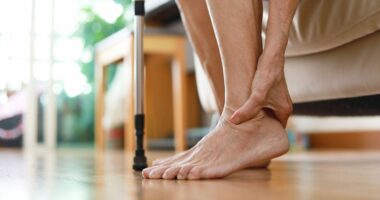 Common ankle sign could indicate high cholesterol — what to do about it