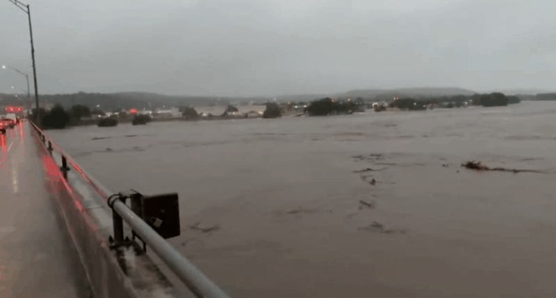 Conflicting officials, social posts leave evacuation delay questions in Kerr County flooding