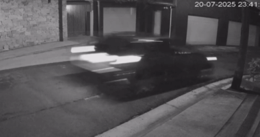 Dashcam shows moment car allegedly speeds, crashes through elite Sydney suburb