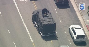 Federal agents conduct apparent immigration raids near LA's MacArthur Park