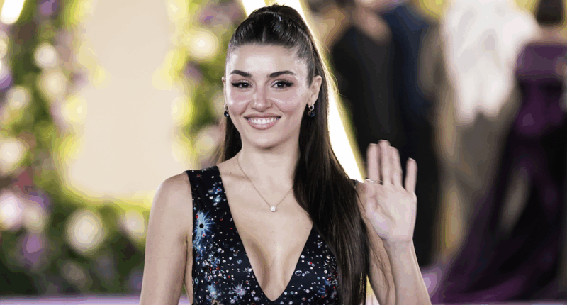 Hande Erçel Net Worth