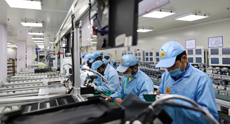 India-made smartphones surpass Chinese shipments to U.S.