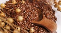 Menopause symptoms can 'improve' if you eat nutritionist's five foods