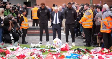 Portuguese-born Everton stars lay wreaths at Anfield as Toffees pay respects to Liverpool star Diogo Jota