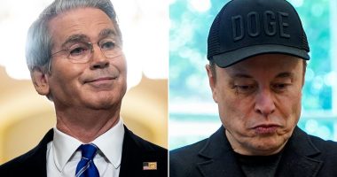 Scott Bessent takes vicious jab at Elon Musk after their West Wing punch-up