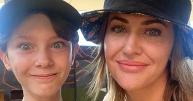 Super-fit mum, 39, dying from bowel cancer shares the common symptom she wishes she hadn't ignored