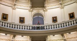 Trump pushes Texas GOP to redraw map ahead of midterms