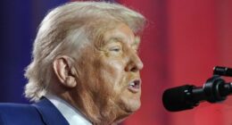 Trump signs executive order to push cities to curb homeless, drug use