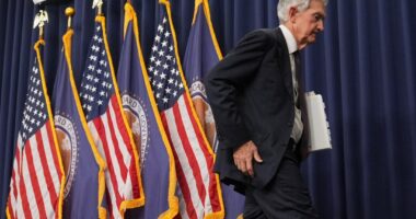 Federal Reserve Chairman Jerome Powell walks off following a news conference following the Federal Open Market Committee meeting, Wednesday, May 7, 2025, at the Federal Reserve in Washington. (AP Photo/Jacquelyn Martin)
