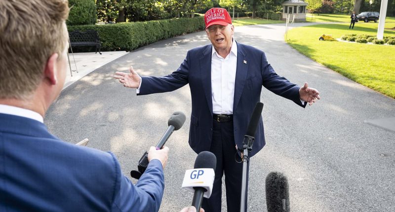 Trump's 'colossal mistake' blasted by united Obama and Bush