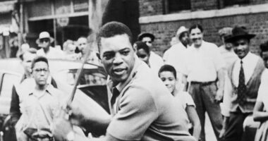 Willie Mays Personal Collection To Highlight September Auction