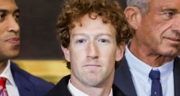 Zuckerberg reportedly kicked out of Oval Office after White House tour
