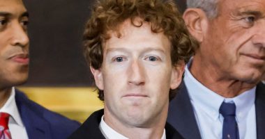 Zuckerberg reportedly kicked out of Oval Office after White House tour