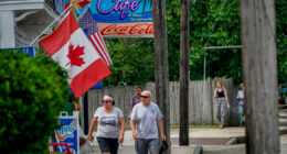 'Dear Canada': U.S. tourist spots try to win back neighbors from the north