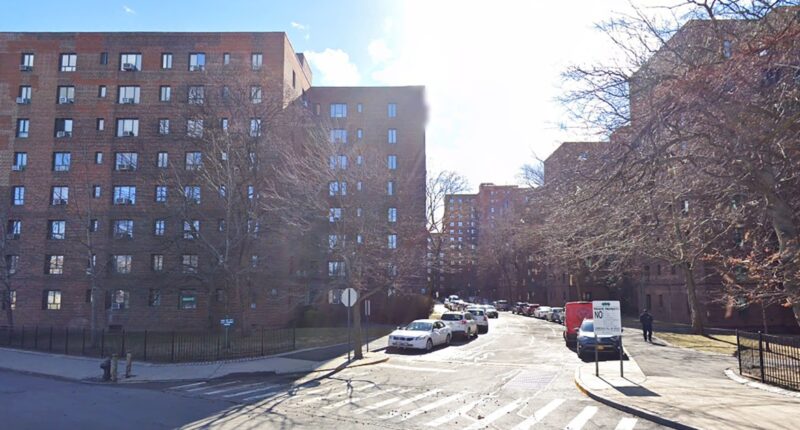2 sickened with Legionnaires' at Bronx apartment complex, evaluation underway