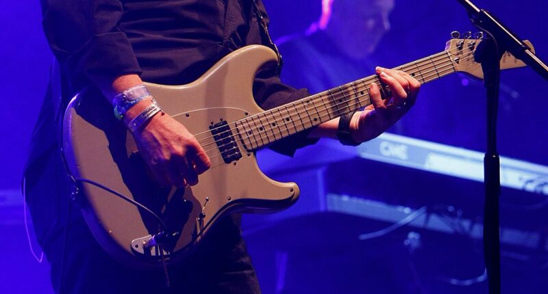 80s music icon cancels upcoming tour dates over 'urgent' health issue