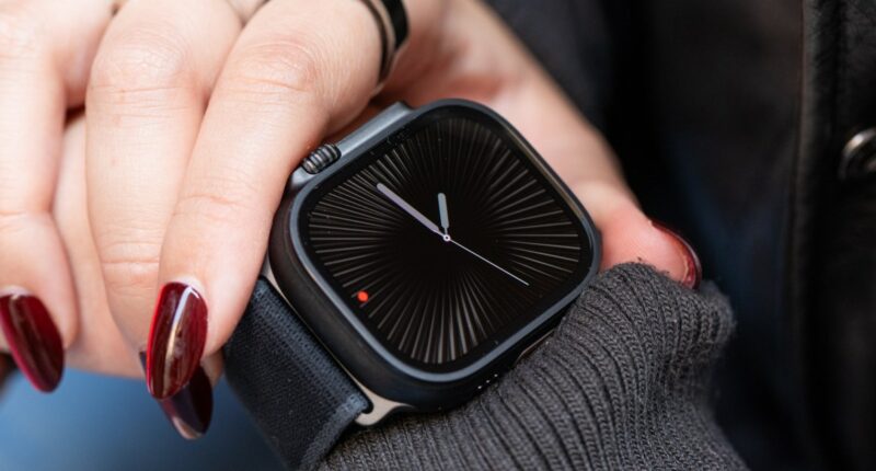 Apple Watch’s restored blood oxygen tracking attracts another lawsuit