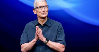Apple's 'Awe Dropping' iPhone 17, Thin 'Air' Event: Sept. 9