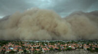 Arizona haboob: Towering wall of dust rolls through metro Phoenix, leaving thousands without power