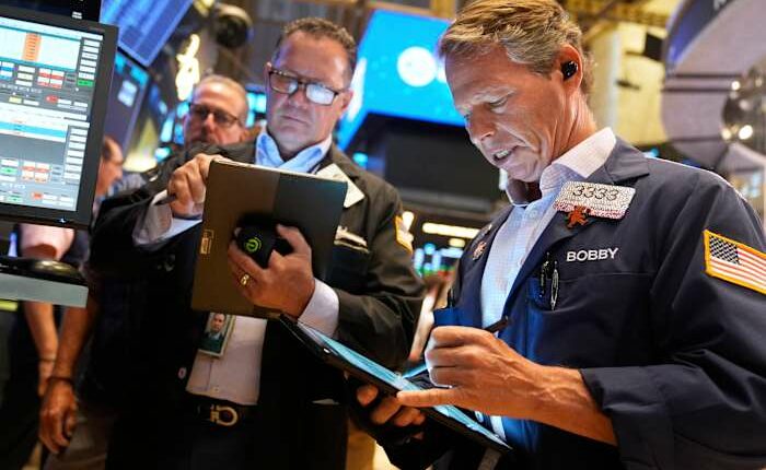 Asian shares retreat after Trump's order imposing new tariffs on 68 countries and the EU