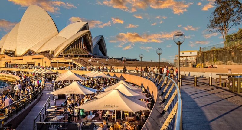 Blow for one of Sydney's richest families after losing Opera House