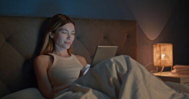 Brits warned 1 method of reading before bed increases risk of early dementia