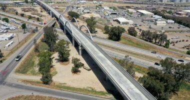 Aerial view of the Cedar Viaduct crossing in Fresno. (California High-Speed Rail Authority)
