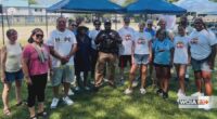 Champaign community members revamp Oakwood Trace apartments