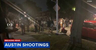Chicago mass shooting: Woman shot, killed, 5 injured in South Austin at North La Crosse Avenue, West West End, police say