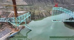 Chinese bridge collapse kills at least 12 construction workers