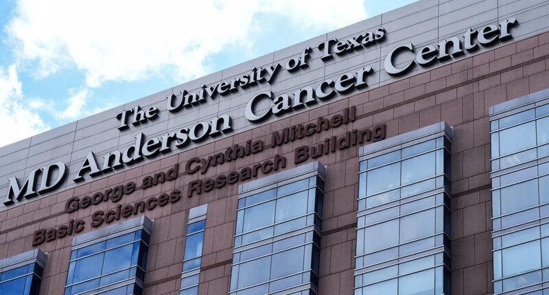 Chinese doctor accused of attempting to smuggle cancer research from US to China