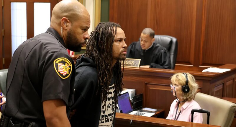 Cincinnati assault suspect accused of knocking out viral beating victim hauled back on $500K bond