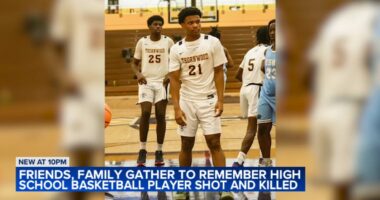 Davell Holden killed: $10K reward offered in murder of Thornwood High School player killed in South Holland shooting: officials