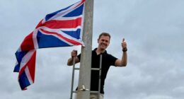England flag displays powerful symbol in immigration fight as Trump-style populism sweeps through UK