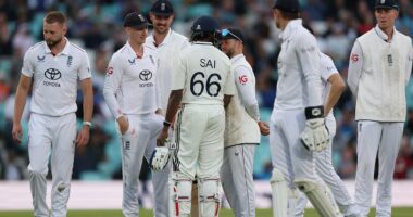 England might be favourites had they taken their chances on a chaotic 15-wicket day - but India remain pumped-up and desperate to salvage a series draw, writes LAWRENCE BOOTH