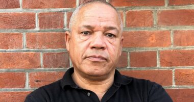 Ex-burglar reveals simple tricks used by criminals to target homes