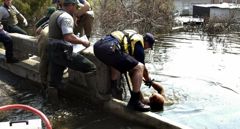 FEMA workers placed on leave after new Hurricane Katrina warning