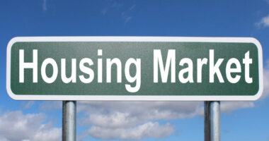 Fearful Buyers Cancel Home Purchases at Record Rate
