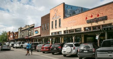 Fears for 'perfect' mountain town in deep red state as Canadian tourists turn their back on visiting over Trump