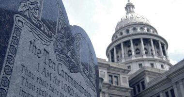 Federal judge temporarily blocks Texas law requiring Ten Commandments in public schools
