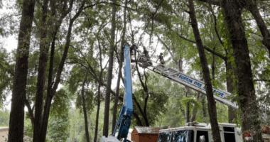 Firefighters rescue worker trapped 40 feet above ground